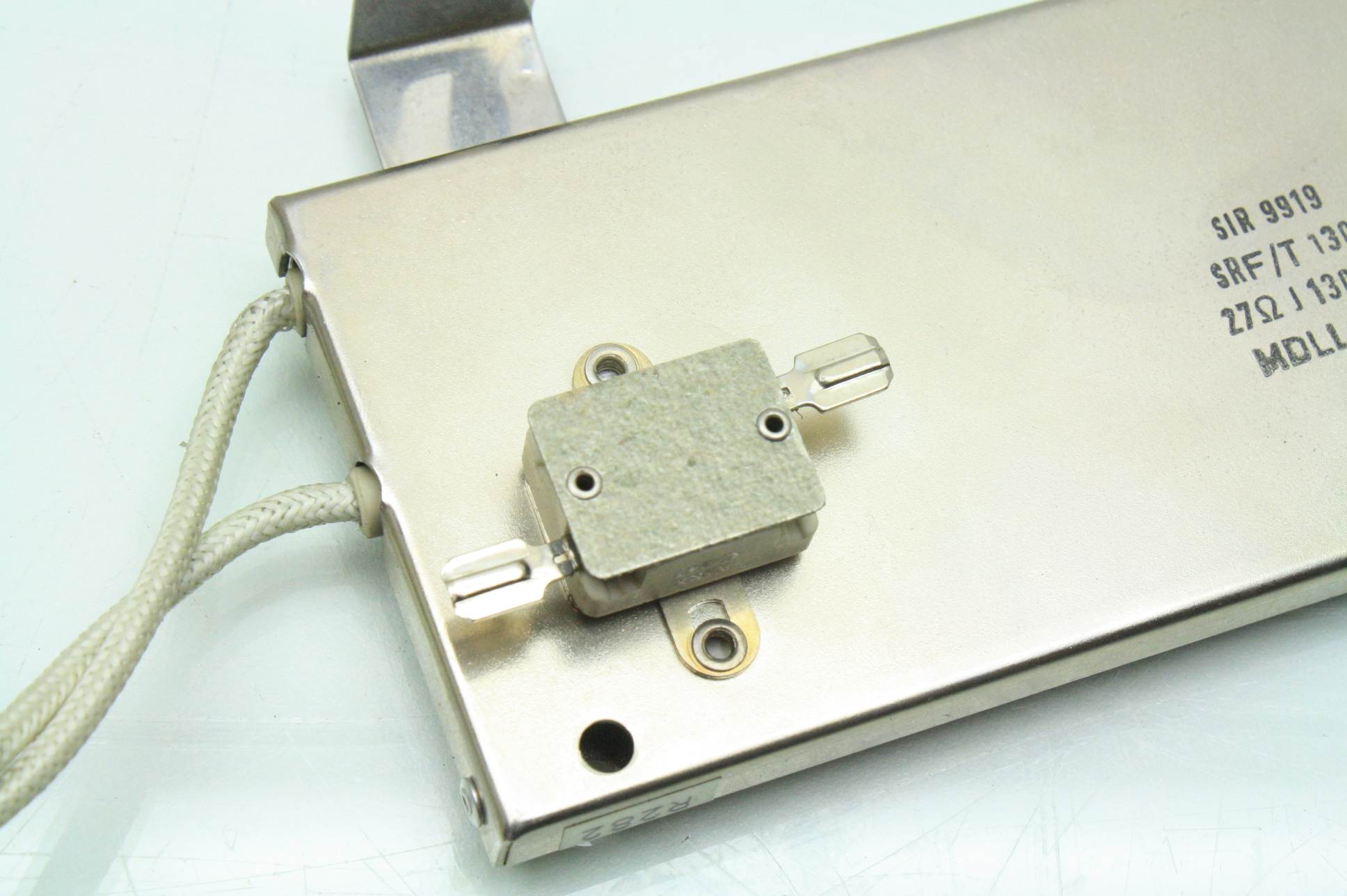 MDLLQ115 Servo Motor Braking Resistor SRF/T 1300 Watt / 27 Ohm