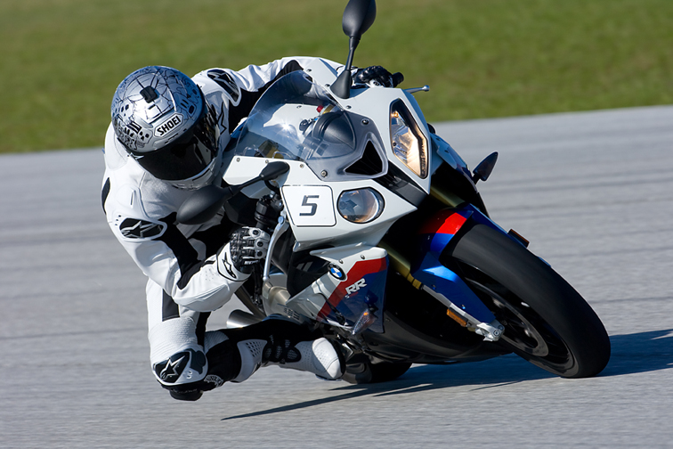 Вилли контроль на bmw s1000rr