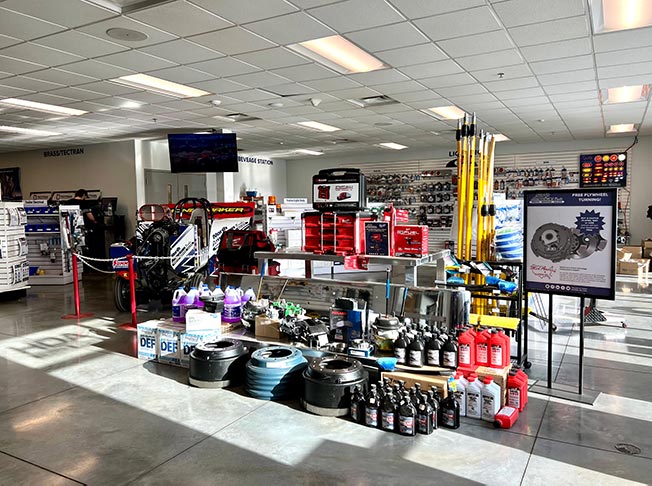 Women in the Industry: Wendy Sorquist and Blaine Brothers | MOTOR