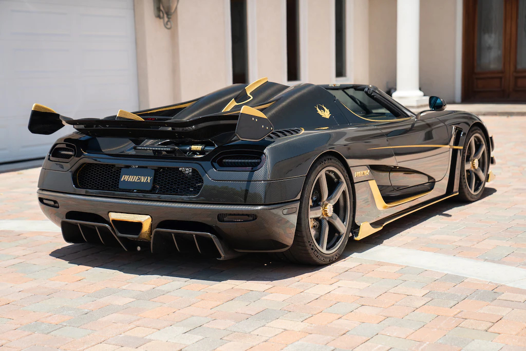 4.1 Million Koenigsegg Agera RS Is a CustomBuilt Hypercar That's up