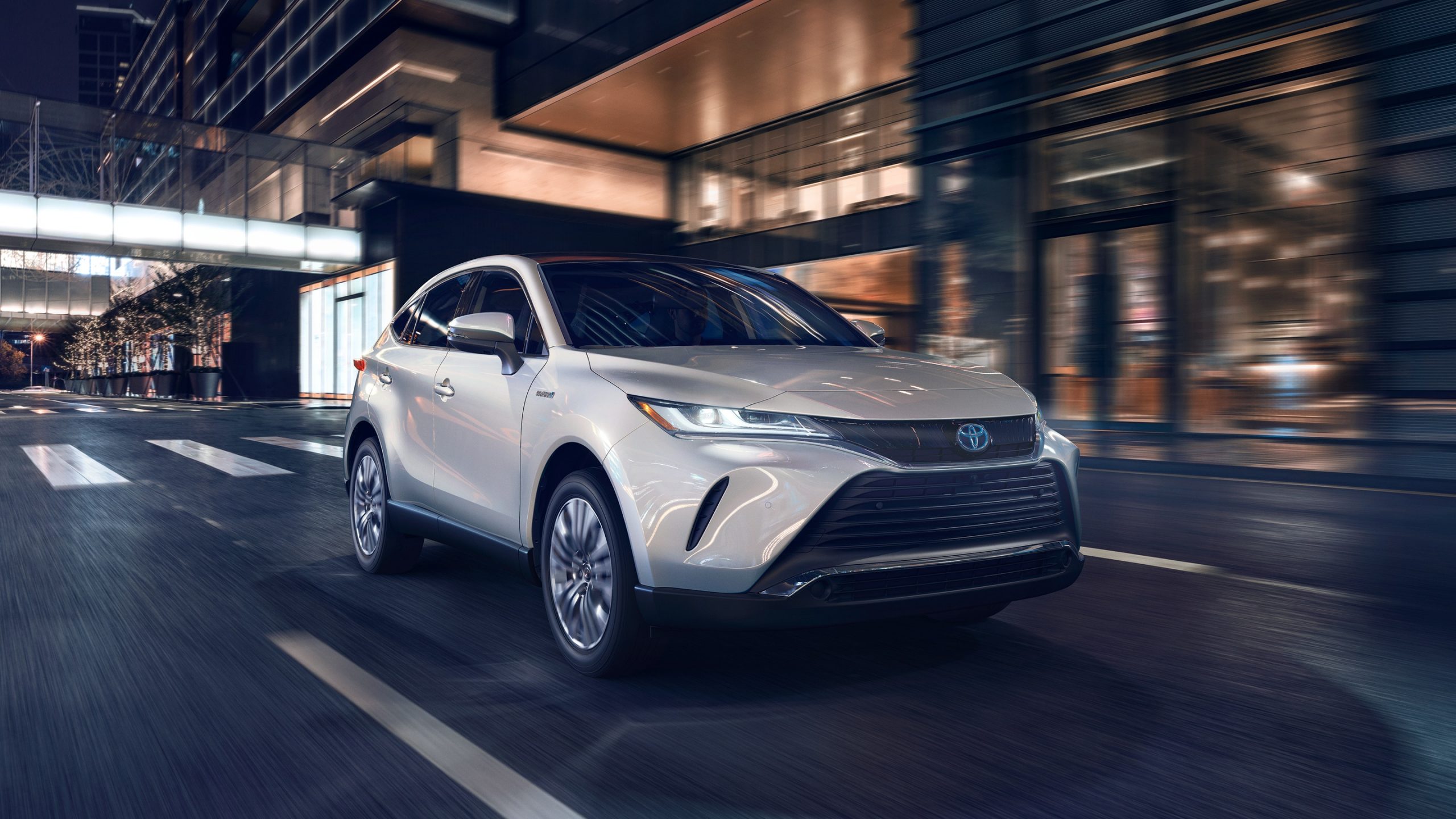 The 2021 Toyota Venza Has 5 Pros and 3 Cons