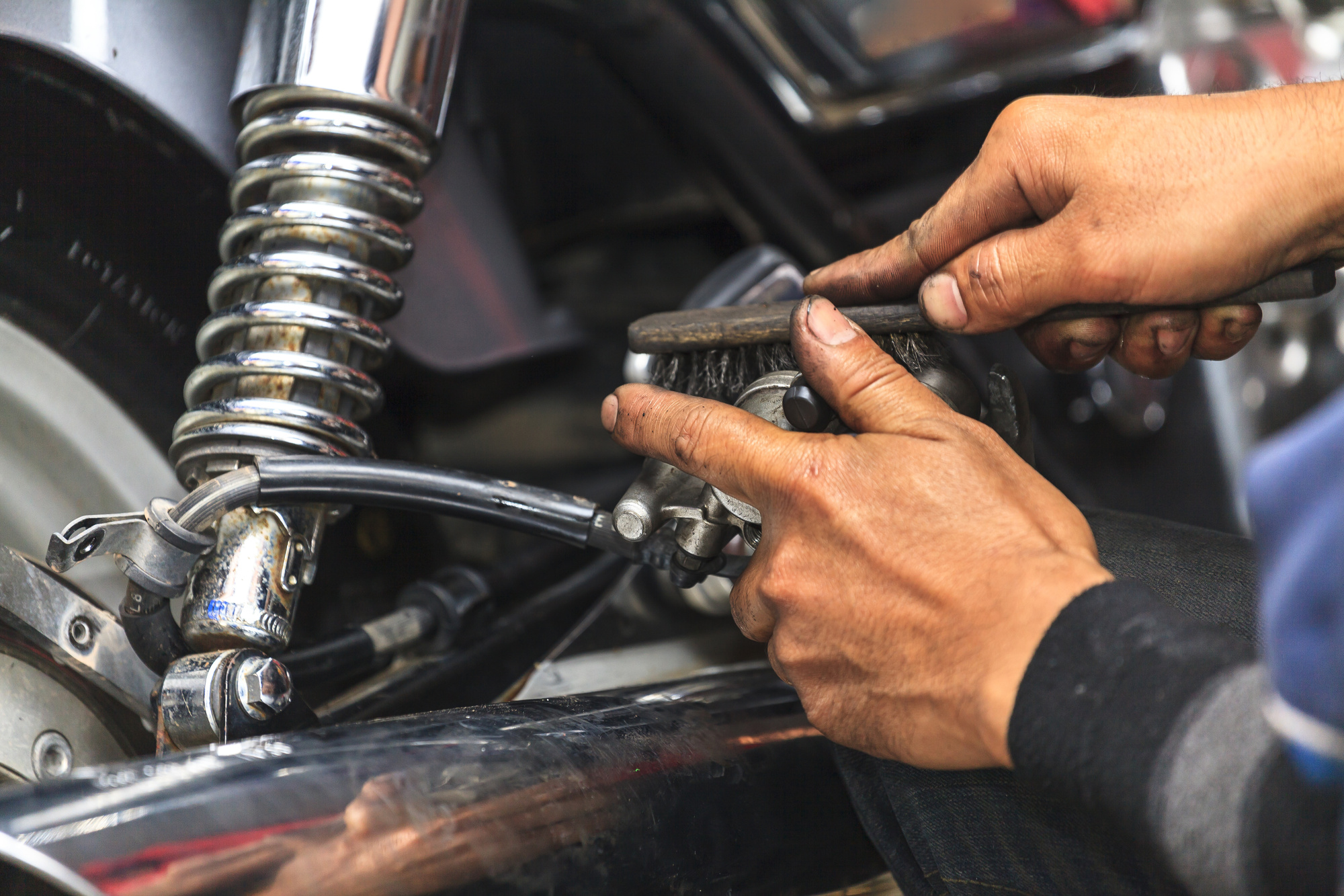 5 Tips for Summer Motorcycle Maintenance Motor Era