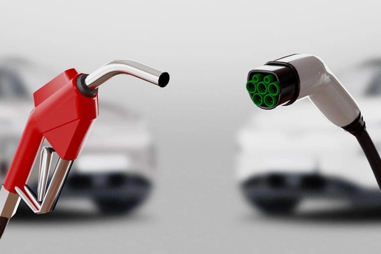 Do Electric Cars Last Longer Than Gas Cars? Motor Hills