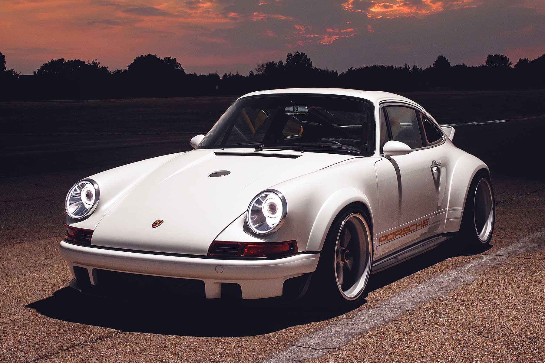 Singer and Williams create the world’s most advanced retro Porsche 911 ...
