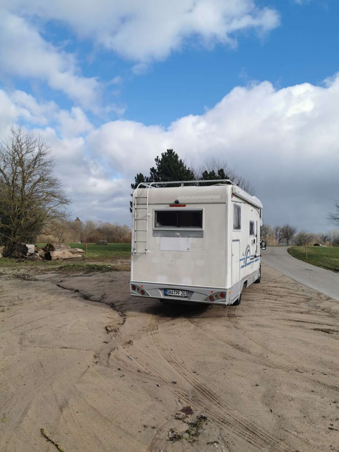 Wohnmobil Alkoven Automatik Sprinter 156PS AdriaAufbau