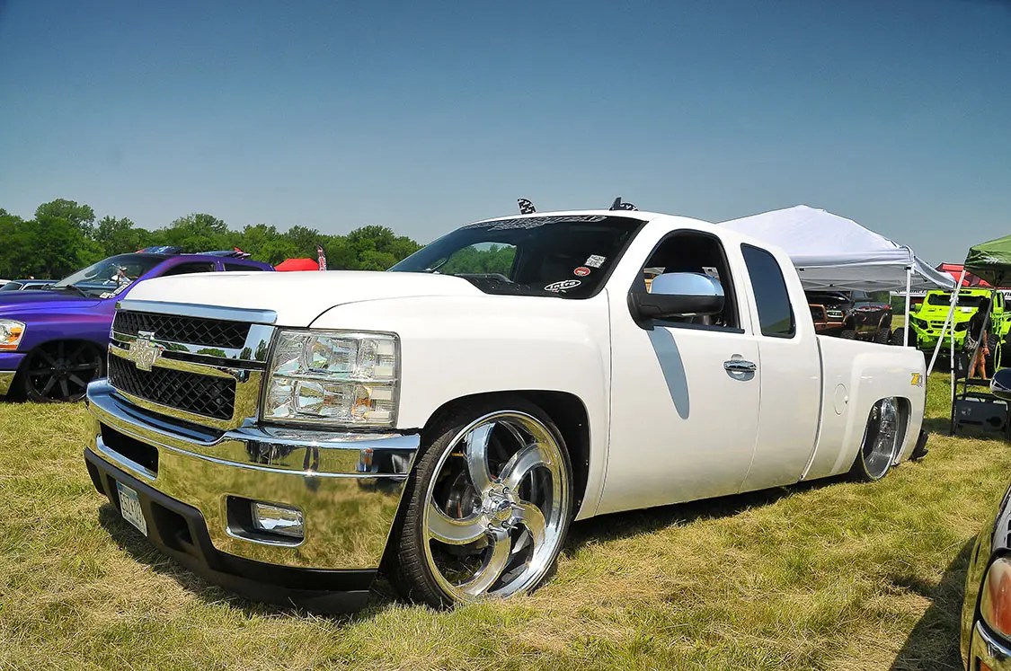 Lowdown Throwdown 2023 Iowa's Spectacular Truck Show Motortopia