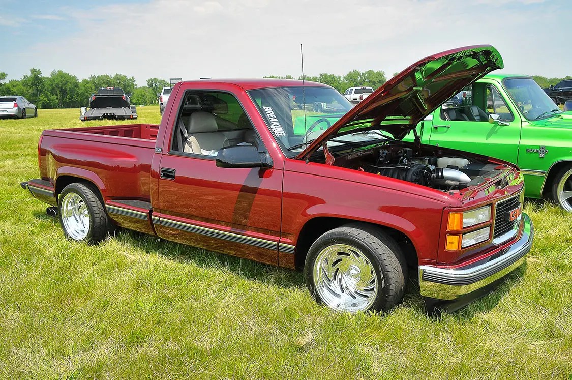 Lowdown Throwdown 2023 Iowa's Spectacular Truck Show Motortopia