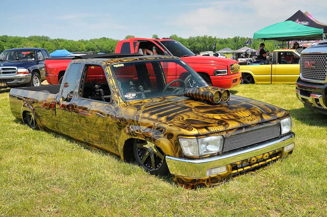 Lowdown Throwdown 2023 Iowa's Spectacular Truck Show Motortopia