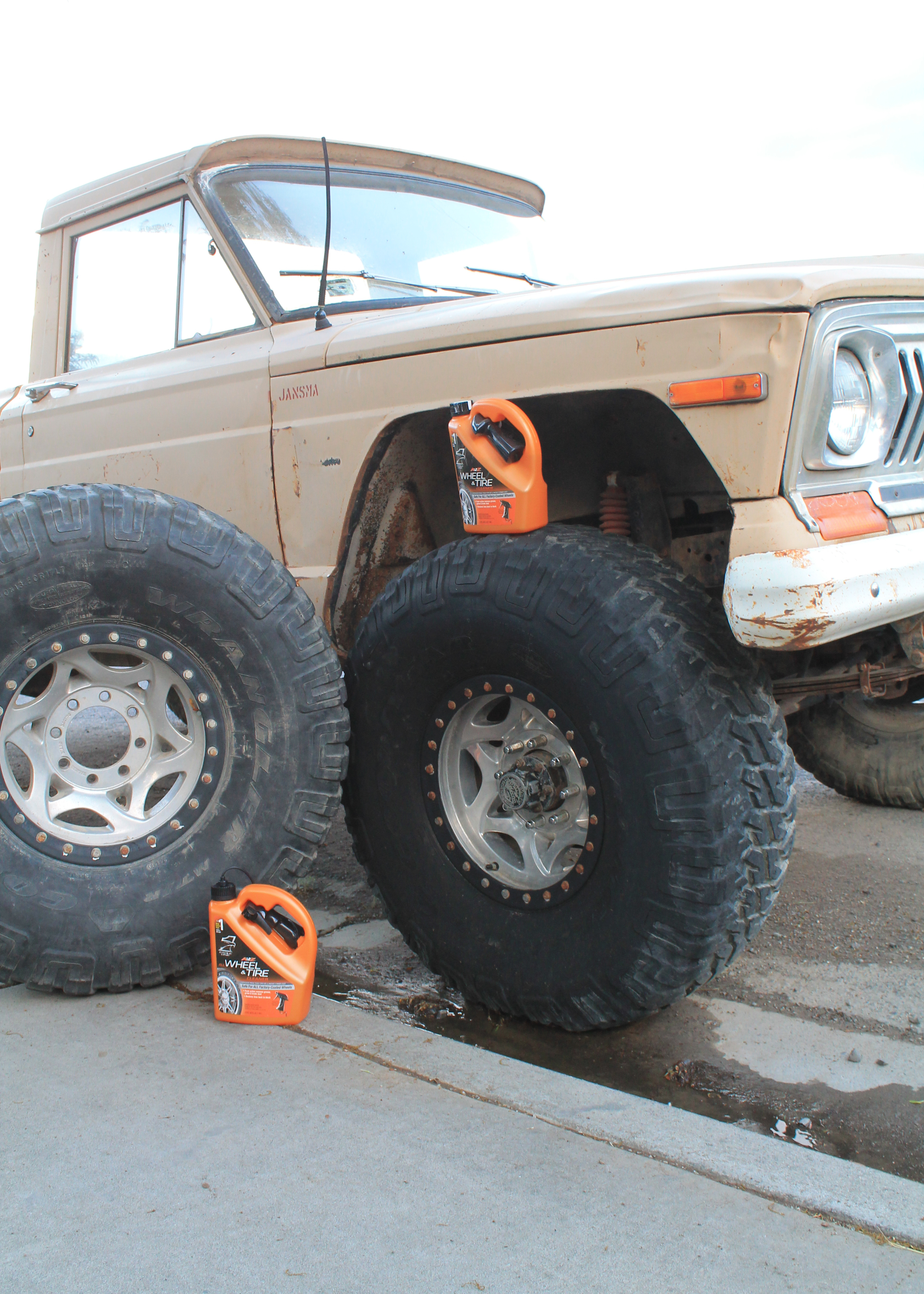 Eagle One makes tire and wheel cleaning easy with its A2Z All Wheel