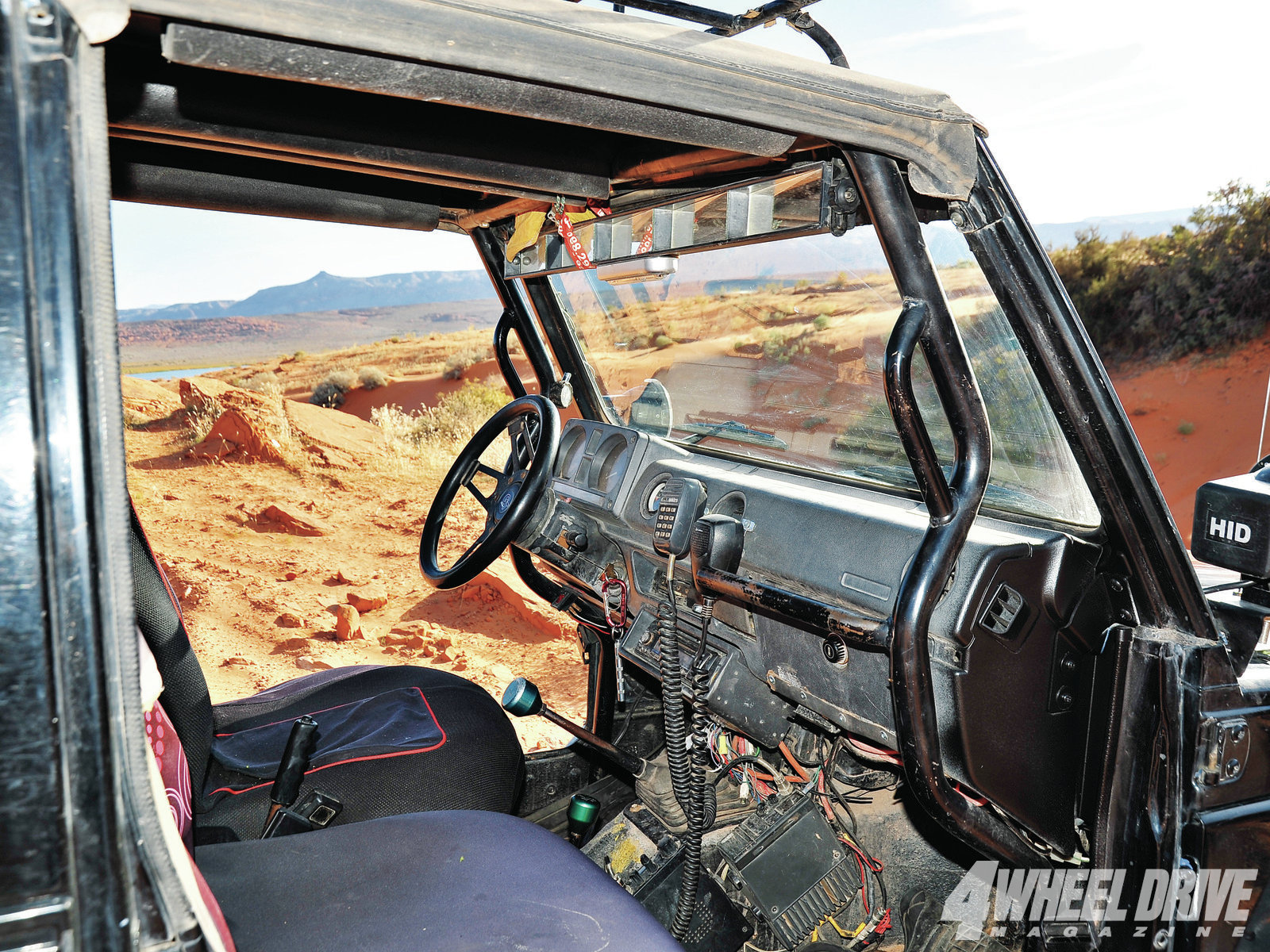 Suzuki Samurai Roll Cage