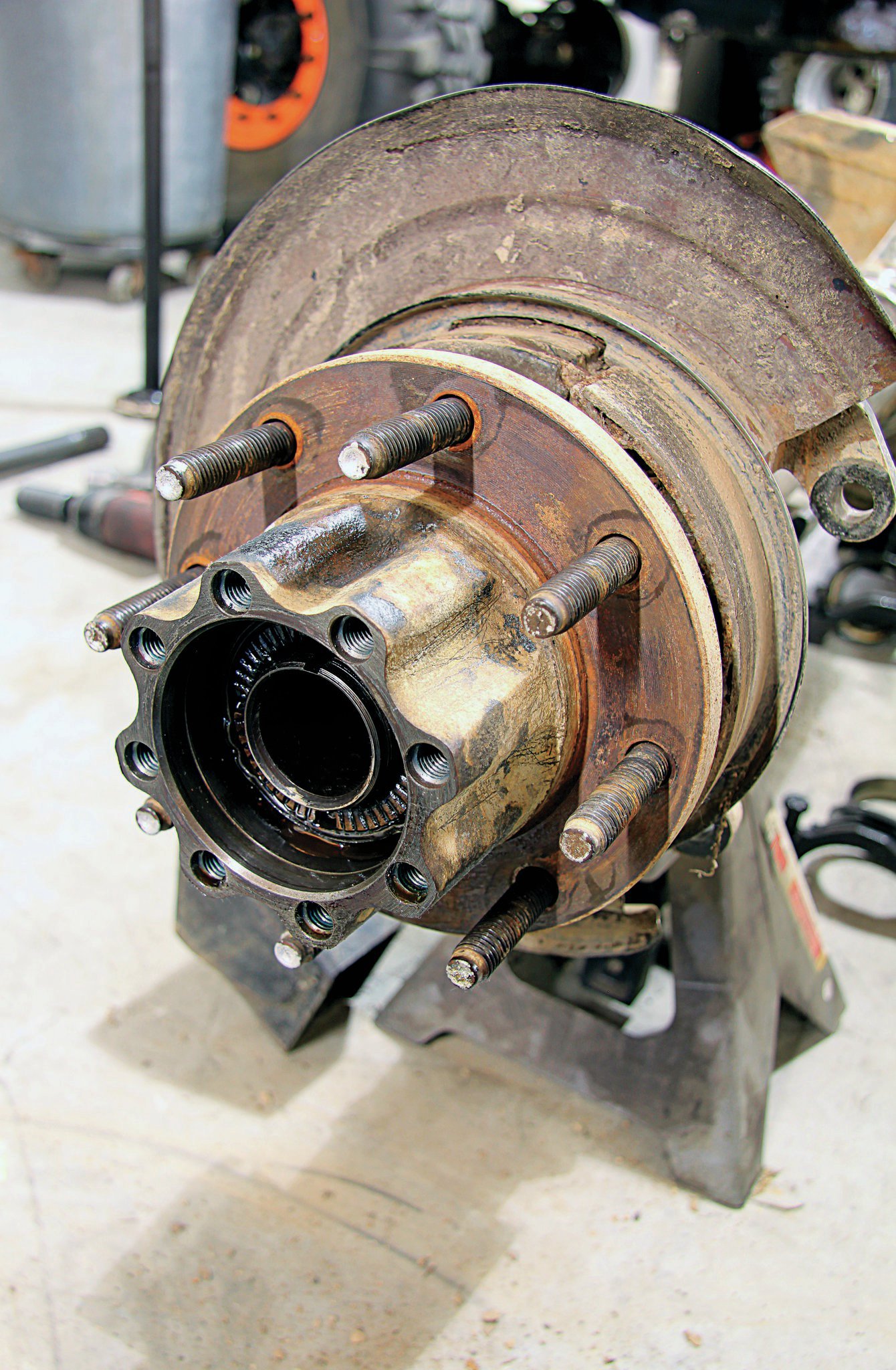 Jeep Wrangler JK Junkyard Axle Swap Part 2