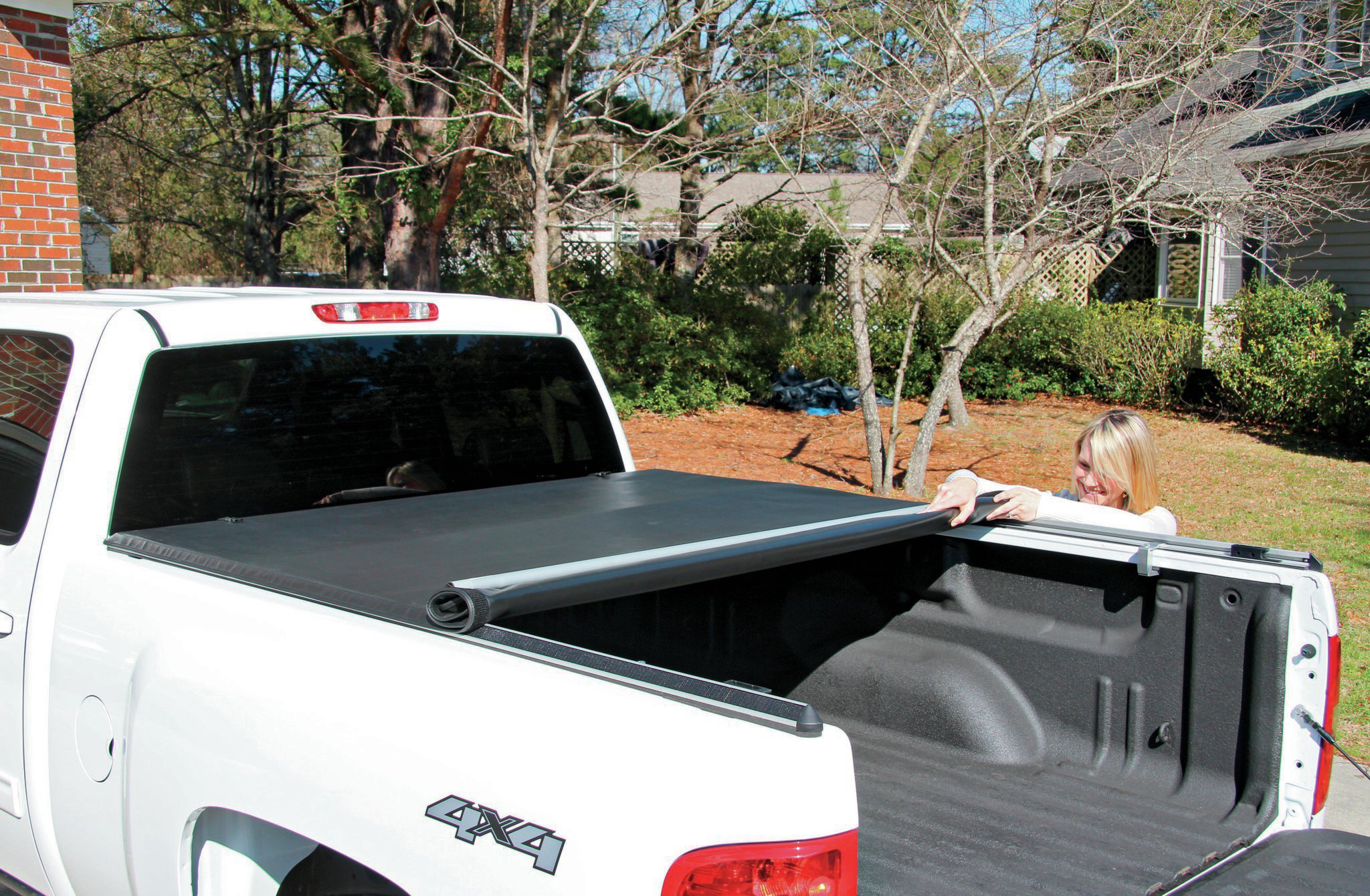 Bestop EZ Roll Tonneau Cover Install Form & Function