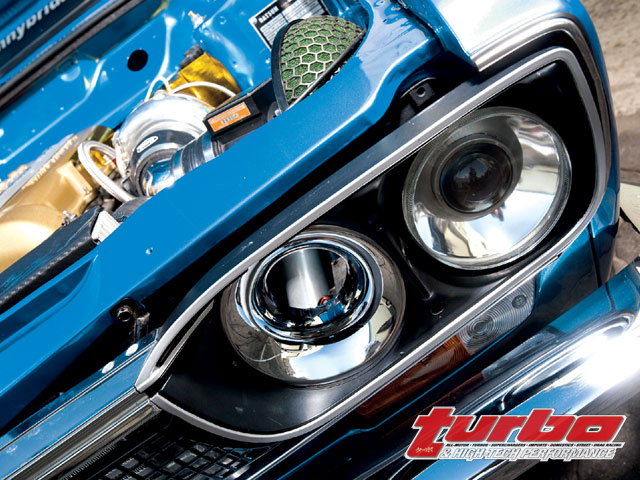 1973 Nissan Datsun 510 Turbo Magazine