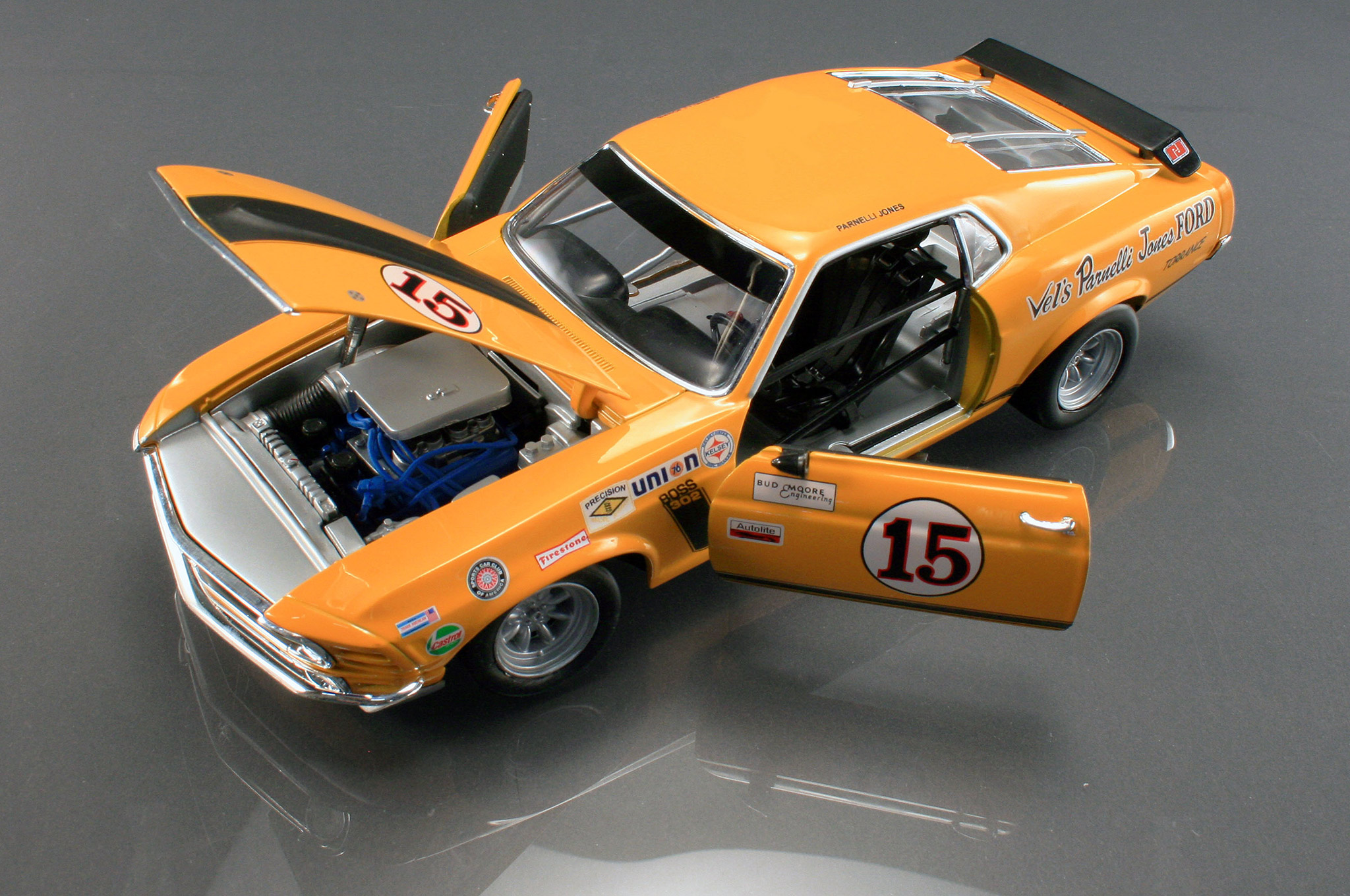 Acme Diecast Recreates the 1970 TransAm Boss 302 of Parnelli Jones