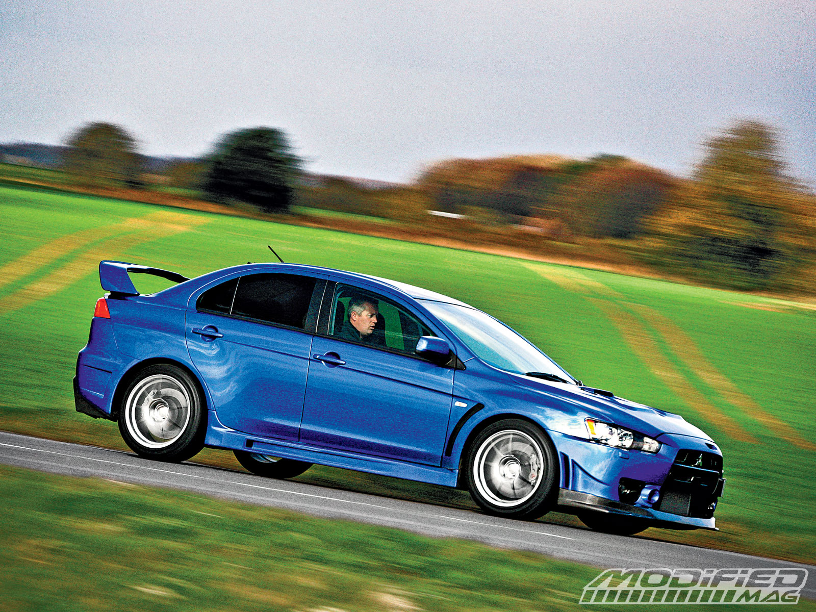 Mitsubishi Evolution X FQ400 The Evo X Enters Supercar Status