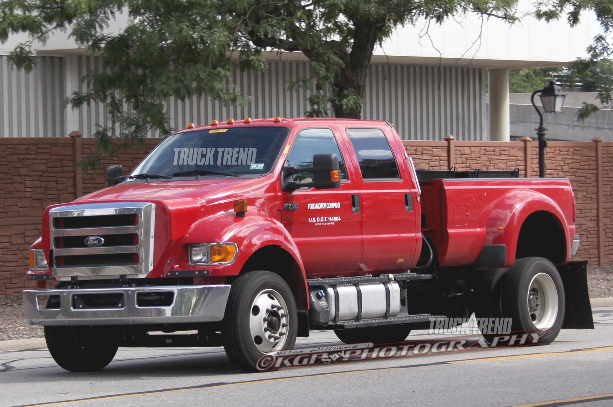 Caught! Ford F-750 Mega-Pickup Prototype
