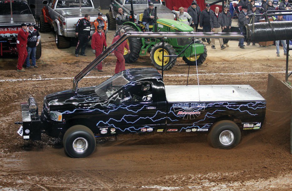 2014 National Farm Machinery Show Tractor Pull