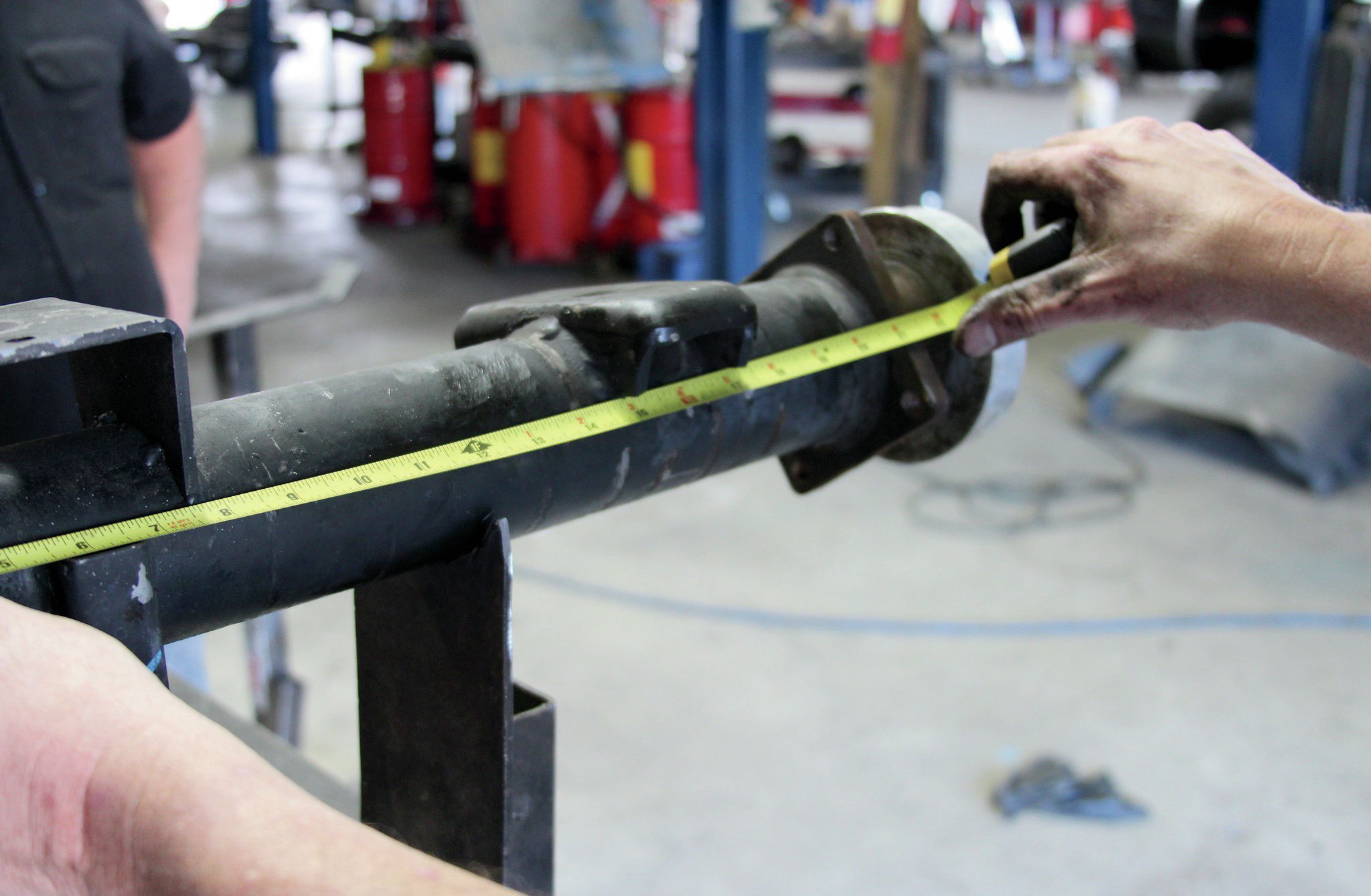 Narrowing GM Truck Axles To Fit Deep Dish Wheels Tech & HowTo