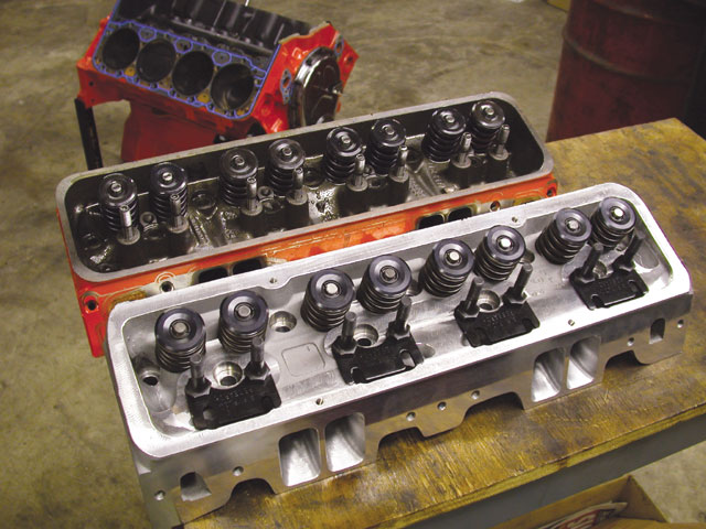 Chevrolet 406 CI Engine Build - Chevy High Performance