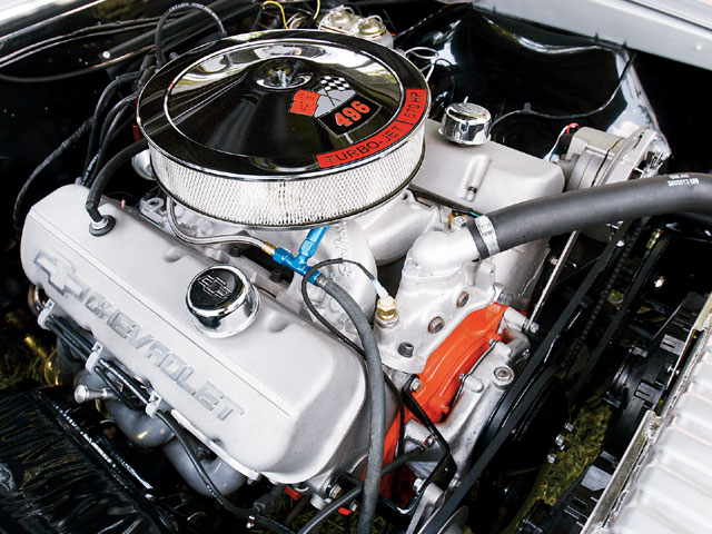 1966 Chevrolet Chevelle 300 - Big-Block '66 Sedan - Super Chevy Magazine