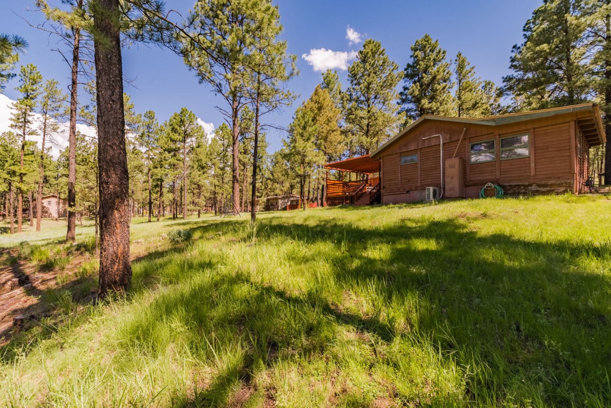 Deer Meadows Ruidoso, NM Mountain Air Cabins