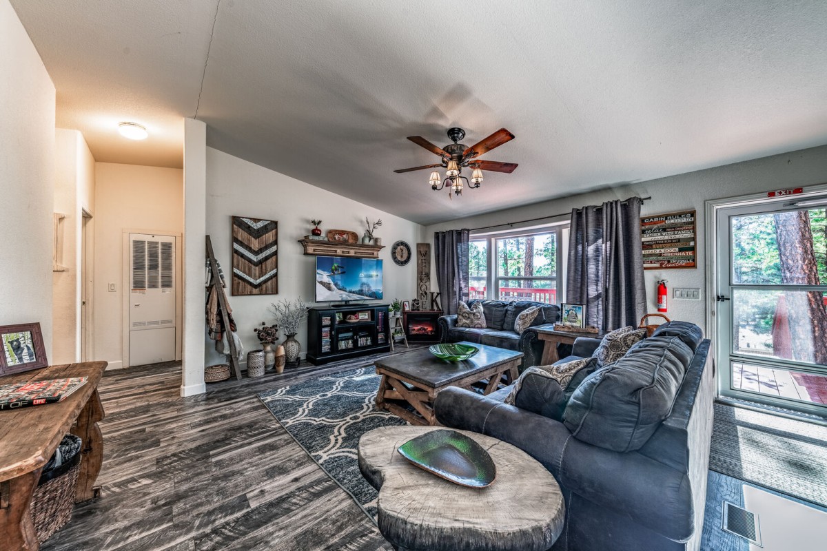 Willow House Ruidoso, NM Mountain Air Cabins