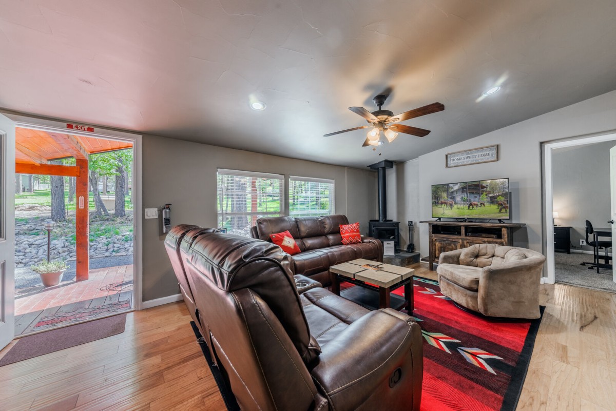 Horseshoe Canyon Ruidoso, NM Mountain Air Cabins