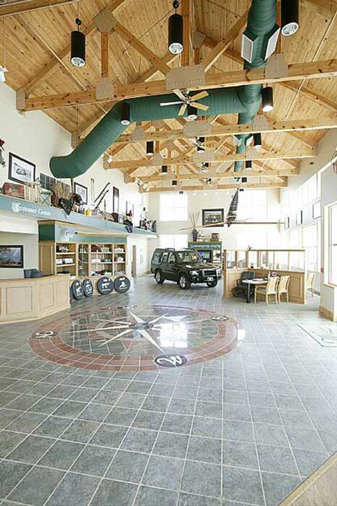 Land Rover Dealership Mountain Construction