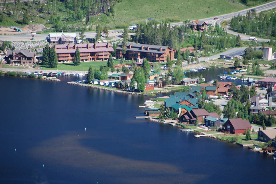 Lakefront Condominium in Grand Lake Village with Boat Dock. 299,900 smyc3a