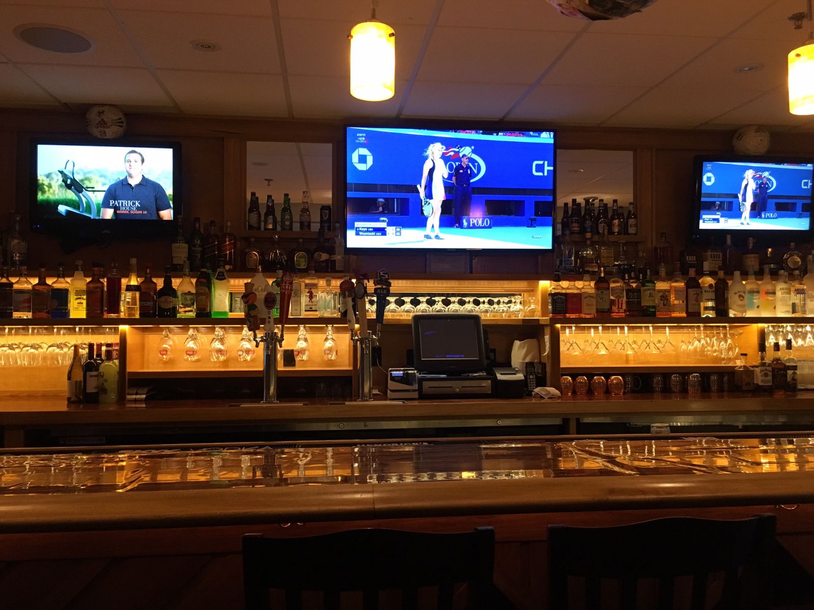 Players Sports Bar, Lake Placid NY MountainZone