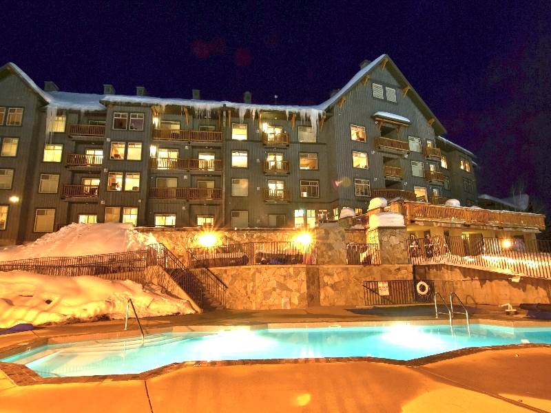 Snow Creek Lodge, Fernie MountainZone