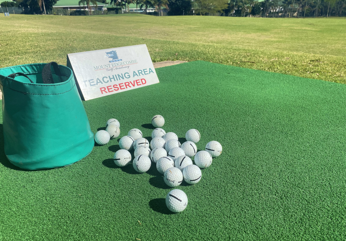 MOUNT Driving Range Mount Country Club