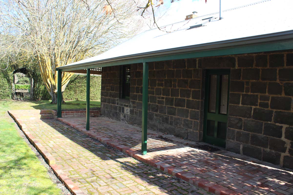 Pyrenees Holiday Country Retreat Farm Stay