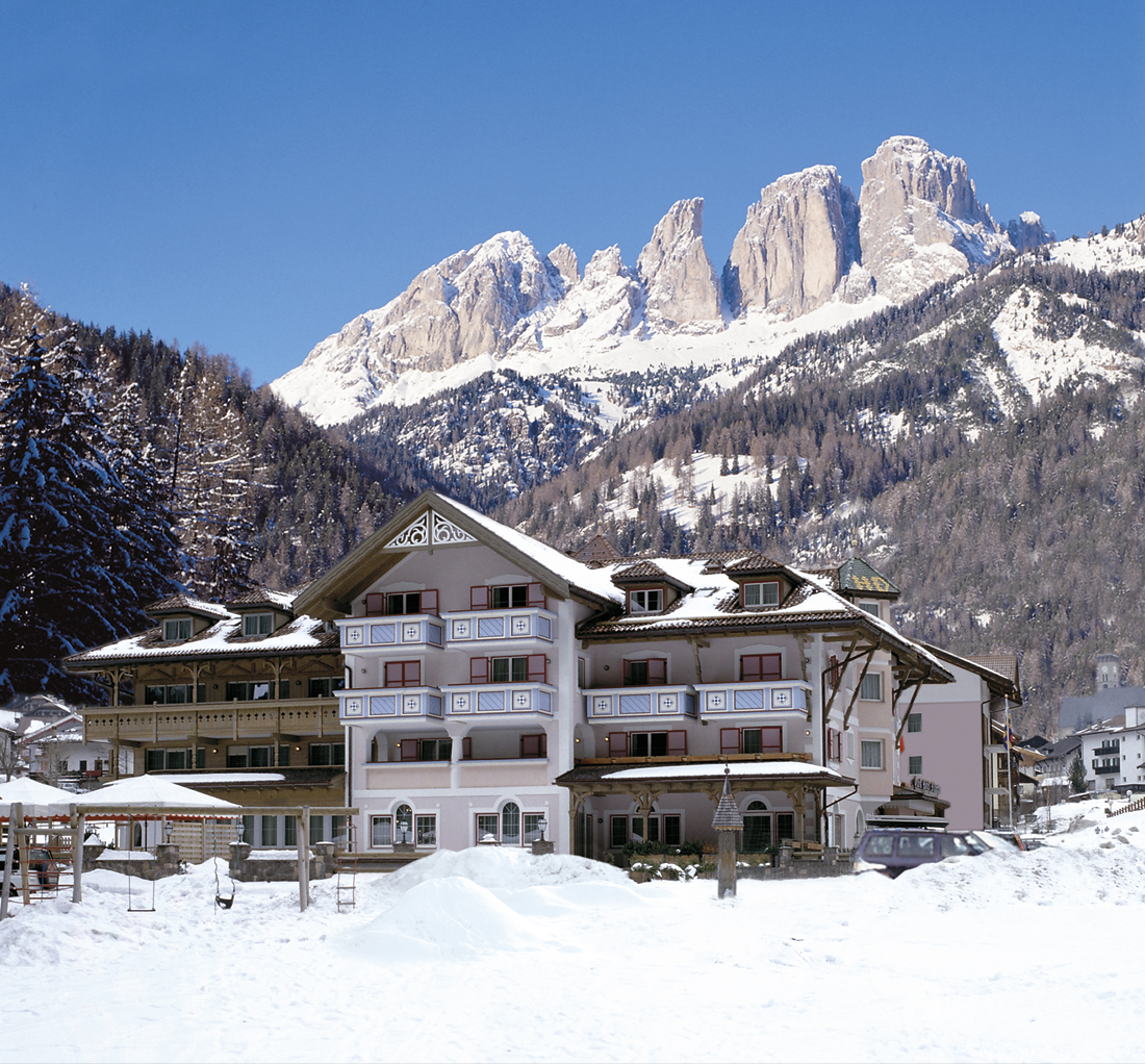 Park Hotel & Club Diamant in Val di Fassa, Italy MountVacation.co.uk