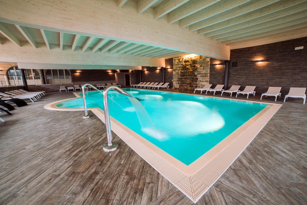 ChervÃ² Golf Hotel Spa, Resort & Apartment San Vigilio, Lago di Garda