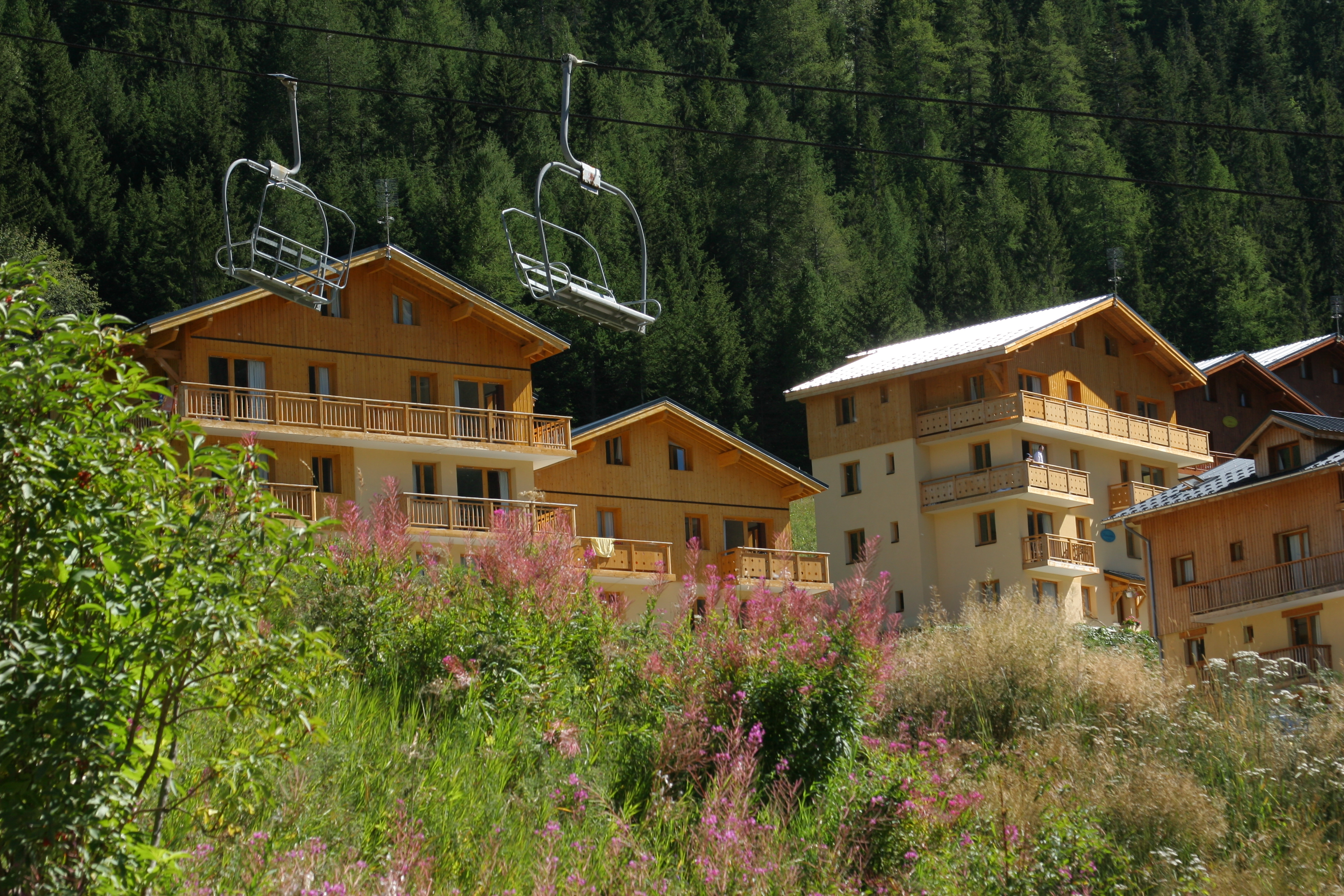 Residence Les Gentianes ŕ Puy Saint Vincent, France MountVacation.fr