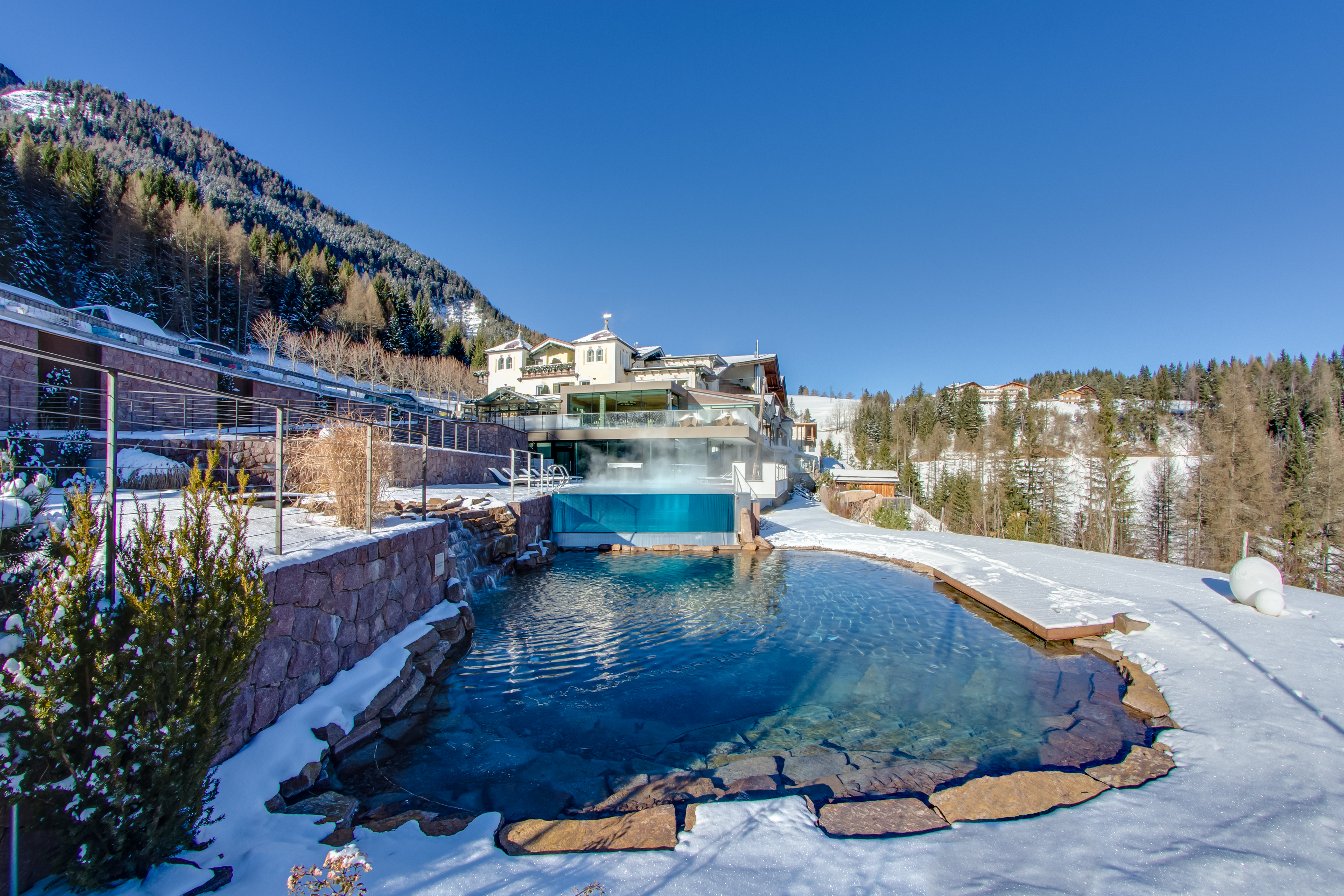 Hotel Albion Mountain Spa Resort Dolomites, Val Gardena, Italija MountVacation.si