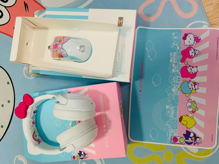 Hello Kitty x Razer Viper Mini Collaboration Mouse Pro