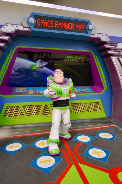Buzz Lightyear Meet and Greet Returns to Magic Kingdom (Photos, Video