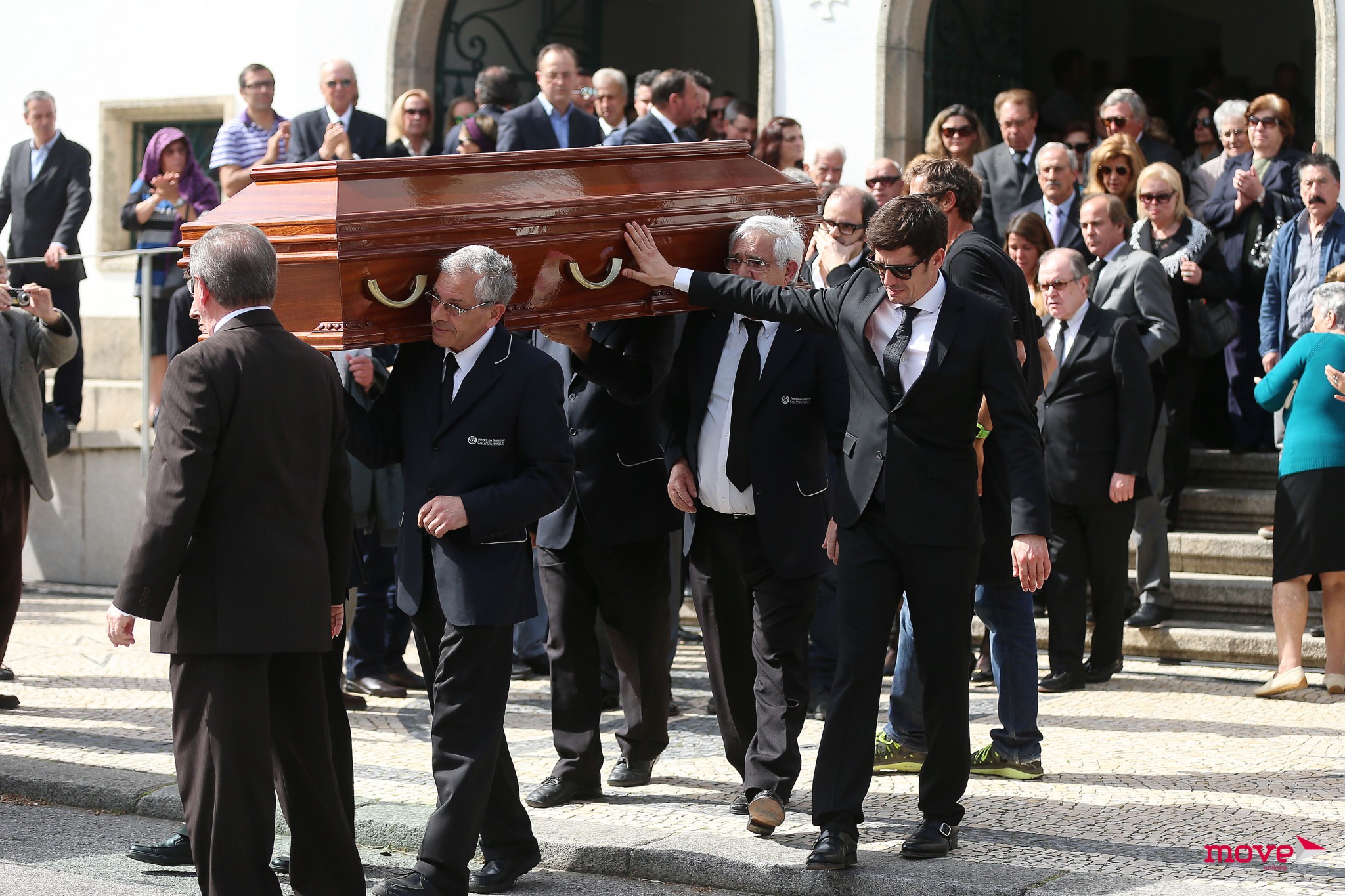 Candidato a deputado federal pelo dc. Figuras de Estado marcam presença no funeral de Manoel de ...