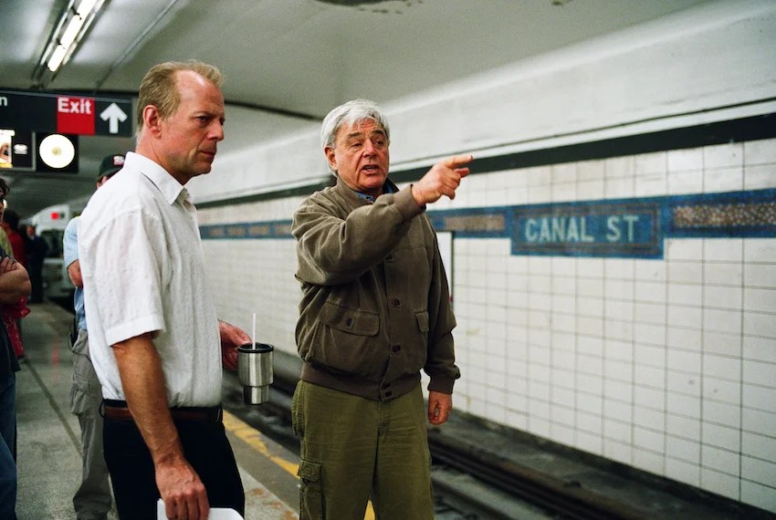 Behind The Scenes Bruce Willis & Richard Donner On The Set Of 16