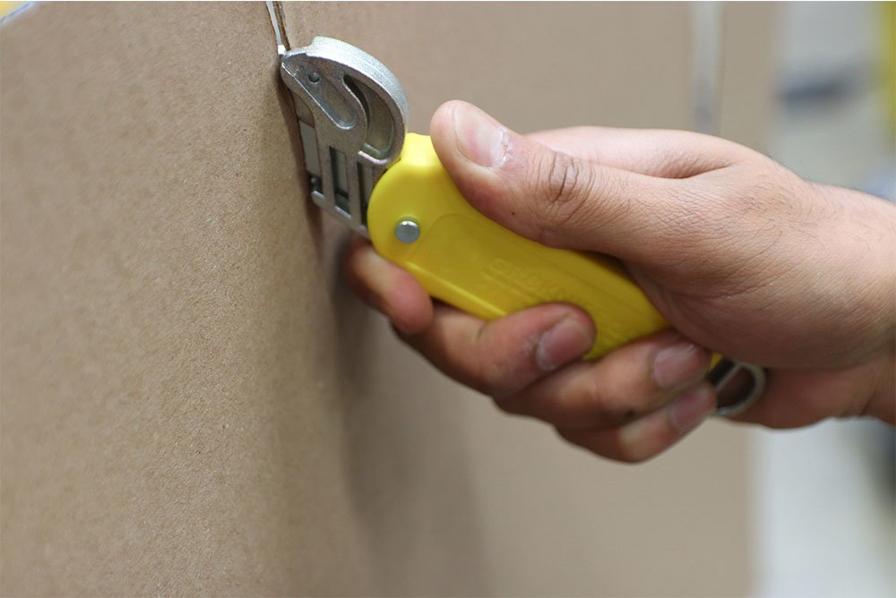 Moving Edge Safety Knife Protect What's Inside Safety Knives