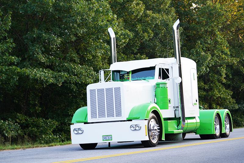 "4 State Trucks 2018 Guilty By Association Truck Show" Gallery