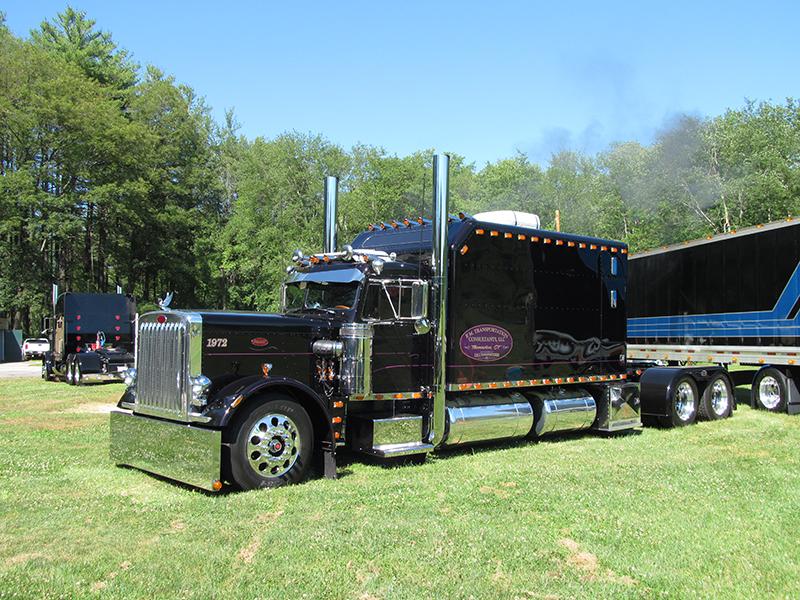 2018 Gear Jammer Truck Show Gallery Movin' Out