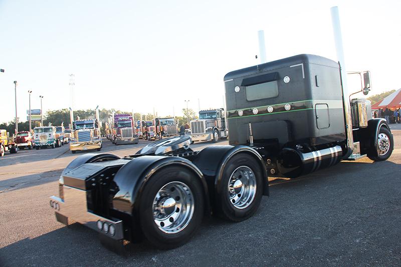 "4 State Trucks 2018 Guilty By Association Truck Show" Gallery