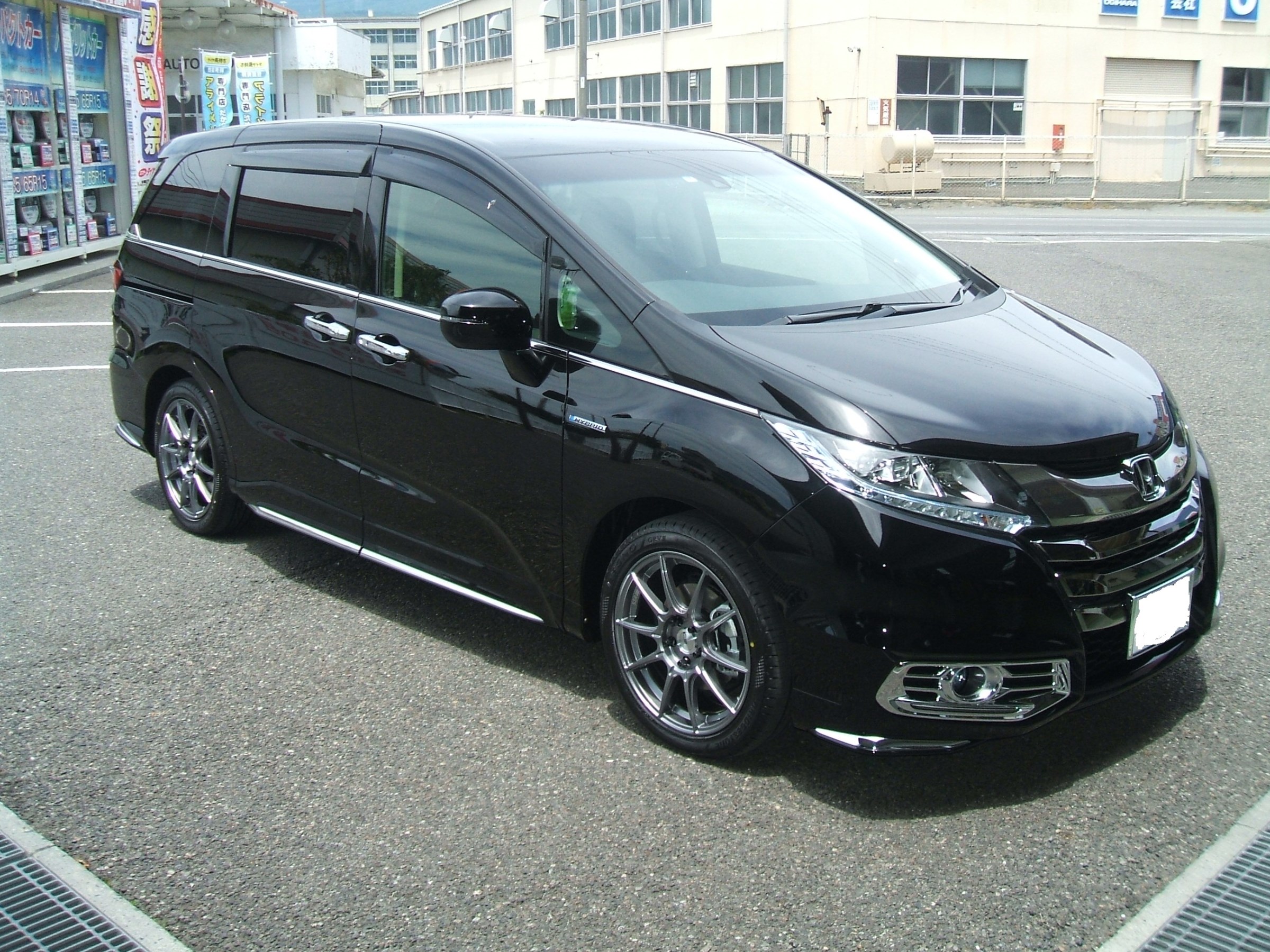 オデッセイHV ノーマル車高インチアップ作戦！ ホンダ オデッセイ ホイール タイヤ・ホイール関連 > ホイール交換 スタッフ日記