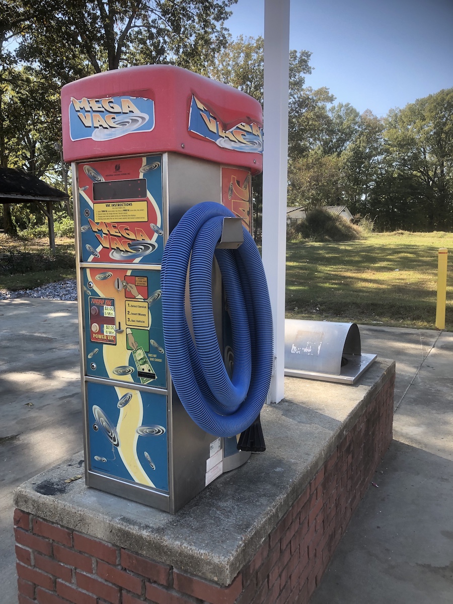 MR BUBBLES CARWASH West Point, MS (North Location)