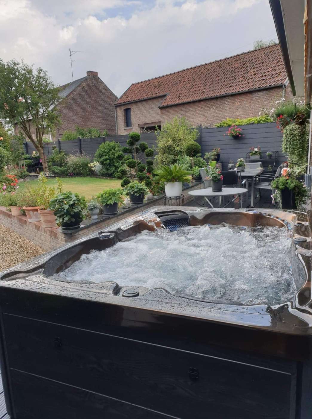 Installation d'un spa à Flines les Mortagne / St Amand les Eaux MRC Bain