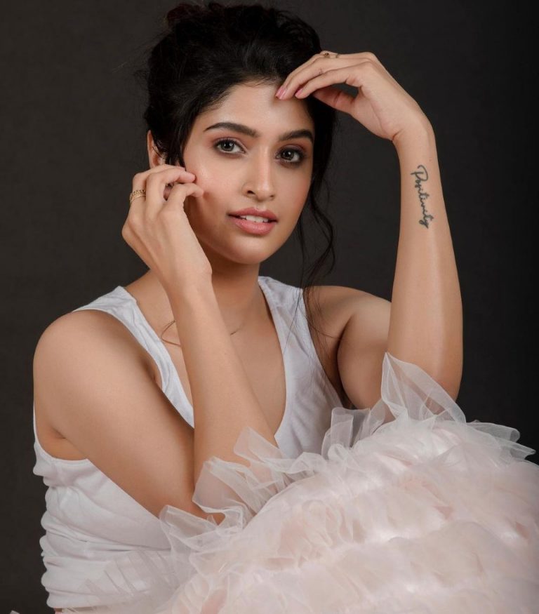40 Tamil Actress Name list with Photo 2021 mrDustBin
