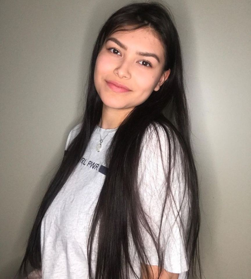 Alyssa Wapanatâhk Biography, Age, Height, Husband mrDustBin